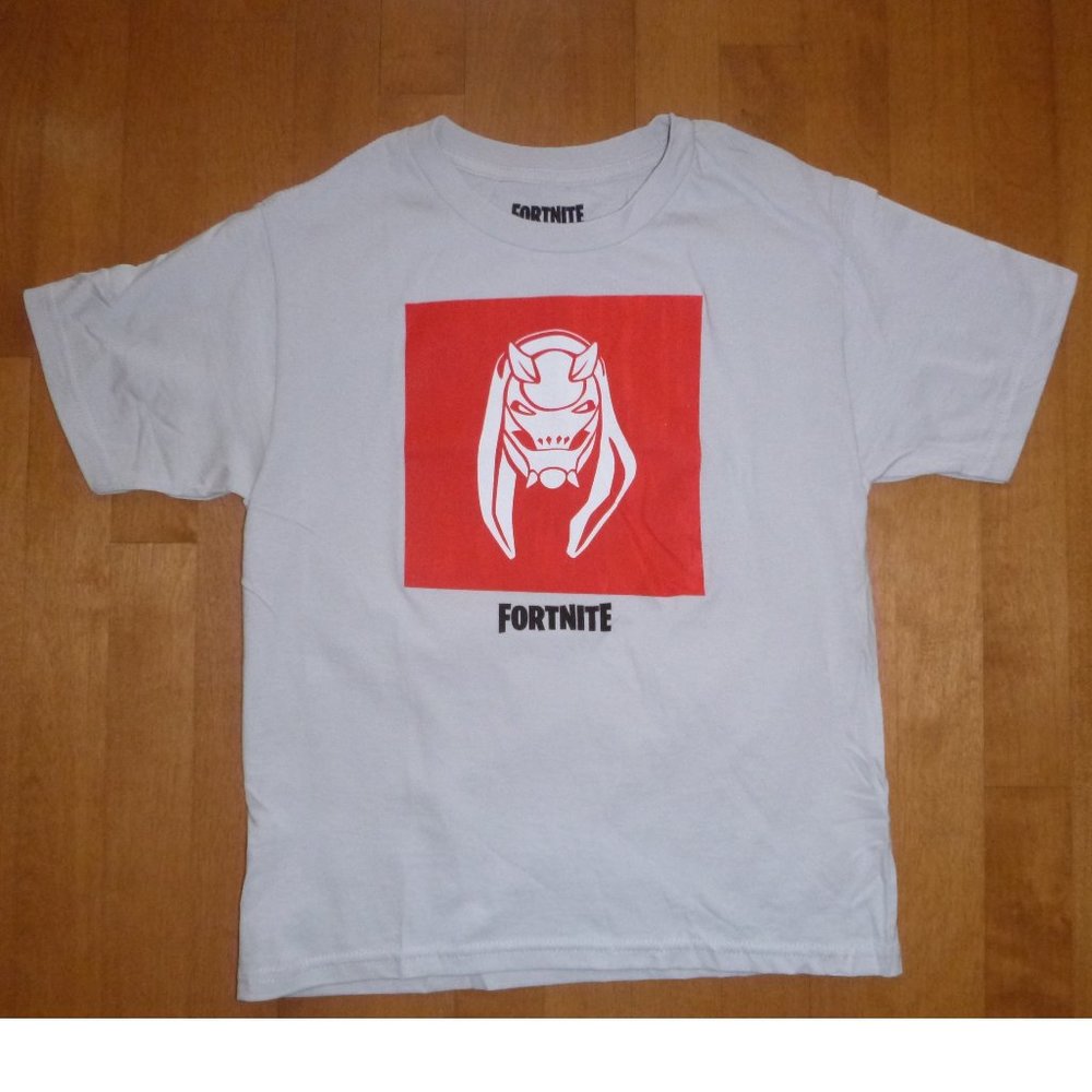 Boys Girls FORTNITE Vendetta 100% Cotton T-Shirt Size 8 10/12 Gray NWT
